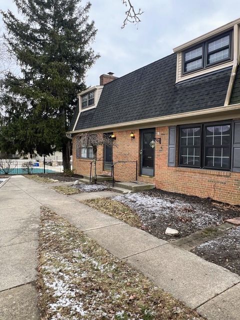 Tiny photo for 655 Providence Avenue B #B, Columbus, OH 43214 (MLS # 226003251)
