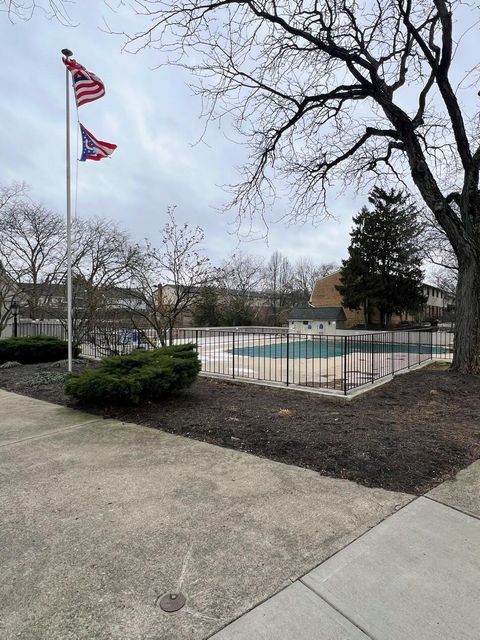 Tiny photo for 655 Providence Avenue B #B, Columbus, OH 43214 (MLS # 226003251)