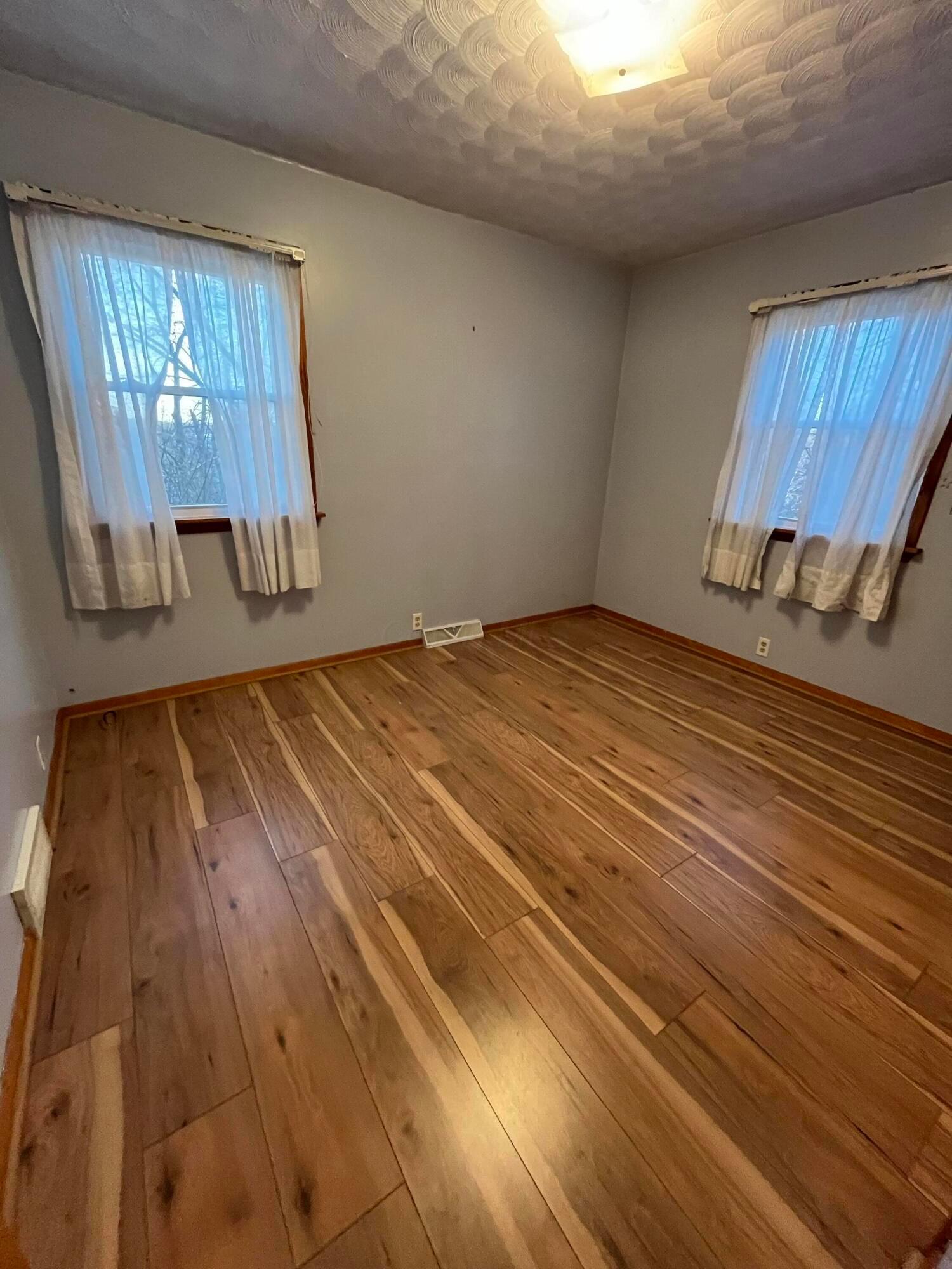898 Hazel Avenue, Heath, Ohio image 17