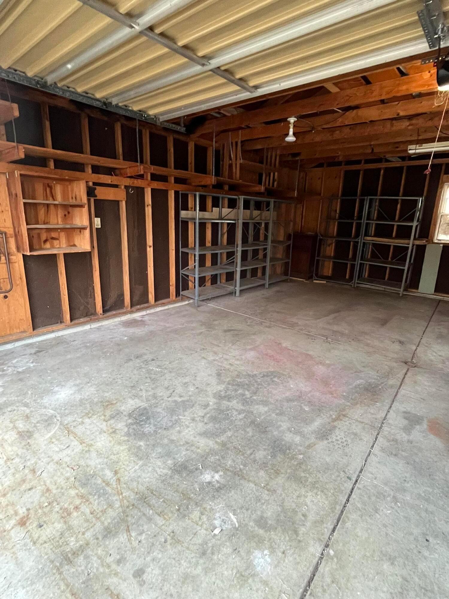 898 Hazel Avenue, Heath, Ohio image 29