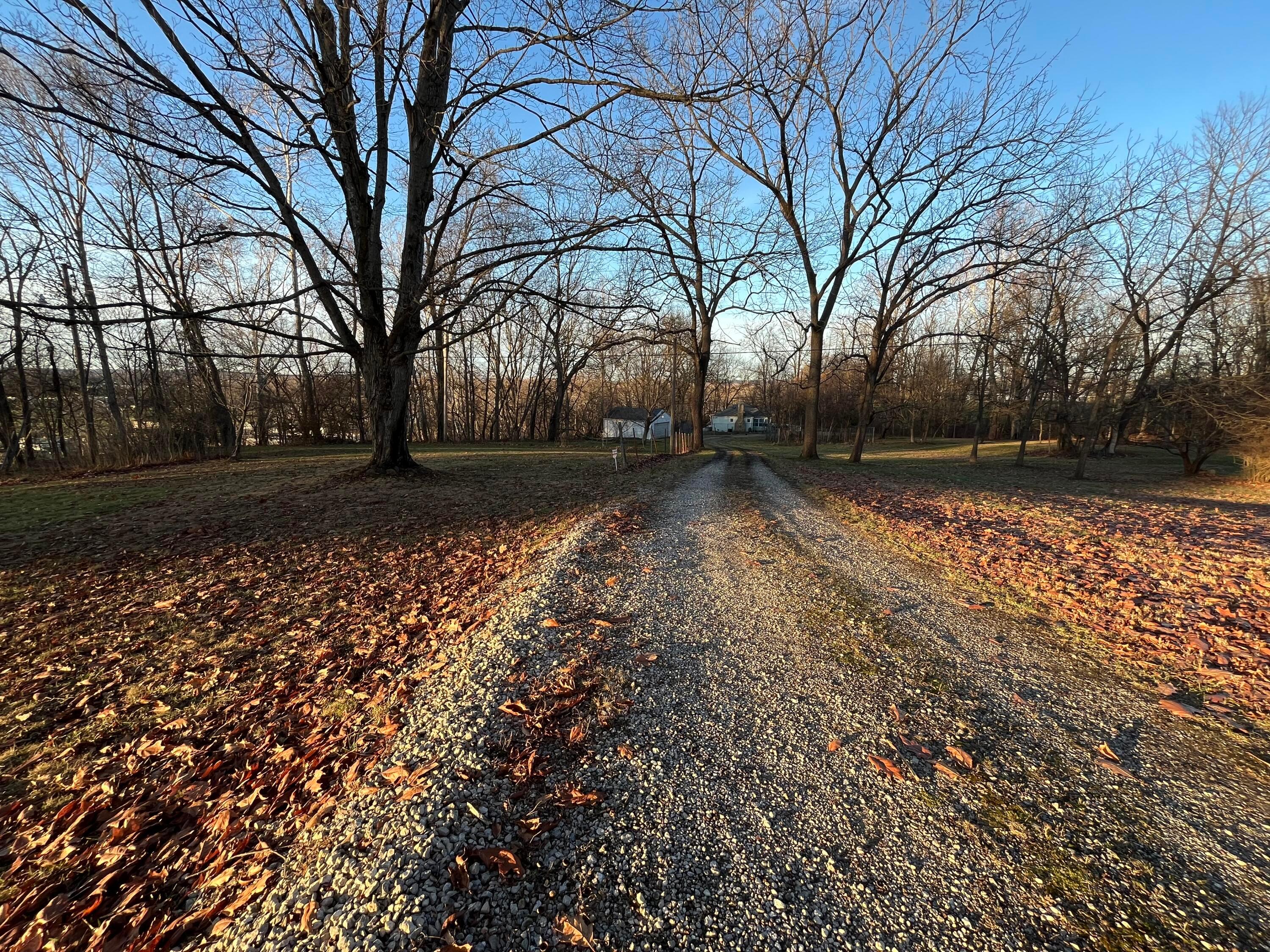 898 Hazel Avenue, Heath, Ohio image 2