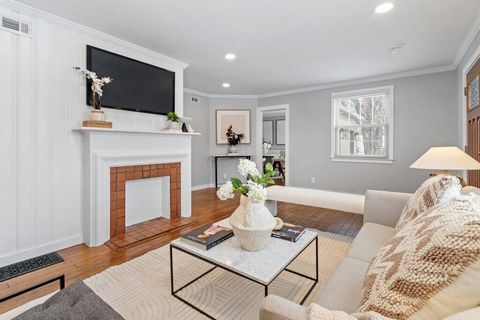 Tiny photo for 627 S Selby Boulevard, Worthington, OH 43085 (MLS # 226008132)