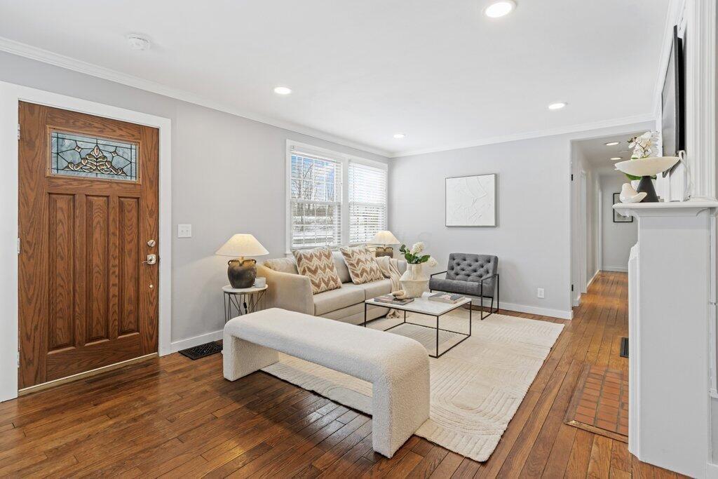 627 S Selby Boulevard