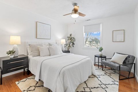 Tiny photo for 627 S Selby Boulevard, Worthington, OH 43085 (MLS # 226008132)