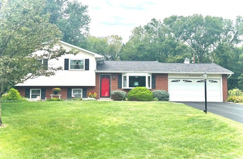 Photo of 5391 Banbury Drive, Columbus, OH 43235 (MLS # 226033128)