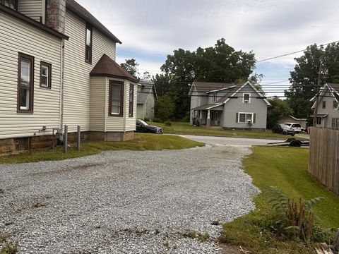 Tiny photo for 488 S Diamond Street, Mansfield, OH 44902 (MLS # 226023811)