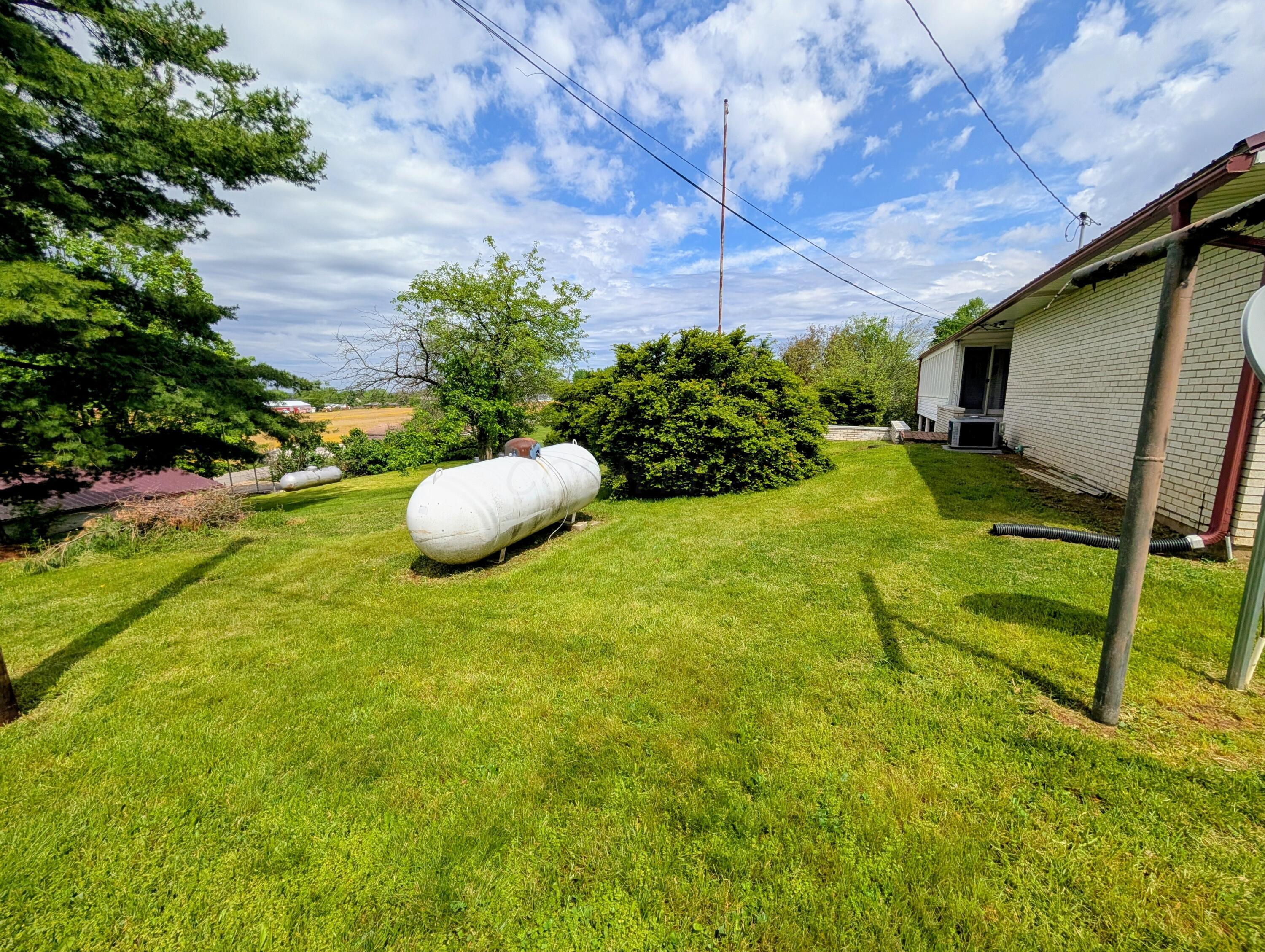 20431 Sharon Drive, Circleville, Ohio image 17