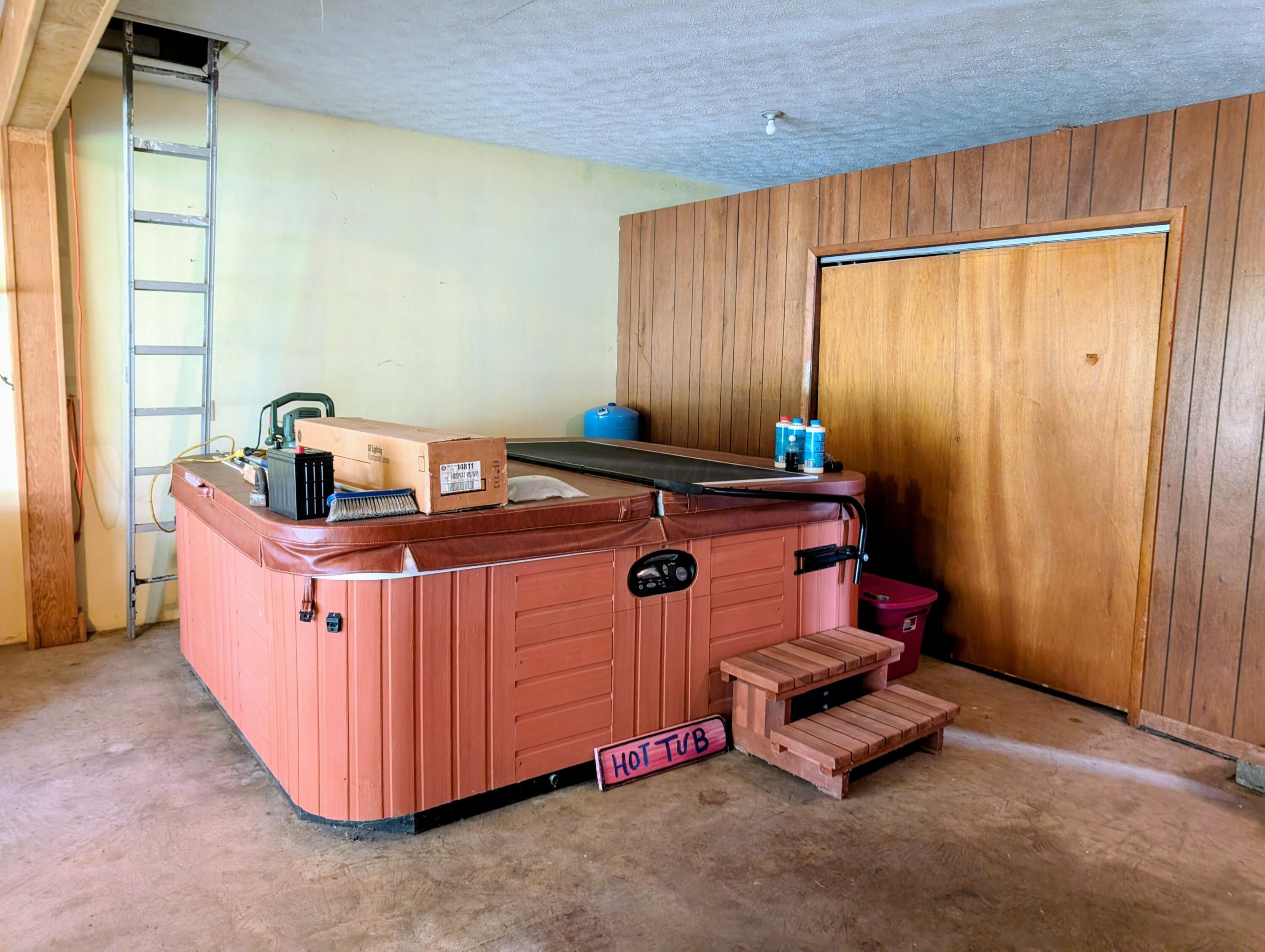 20431 Sharon Drive, Circleville, Ohio image 8