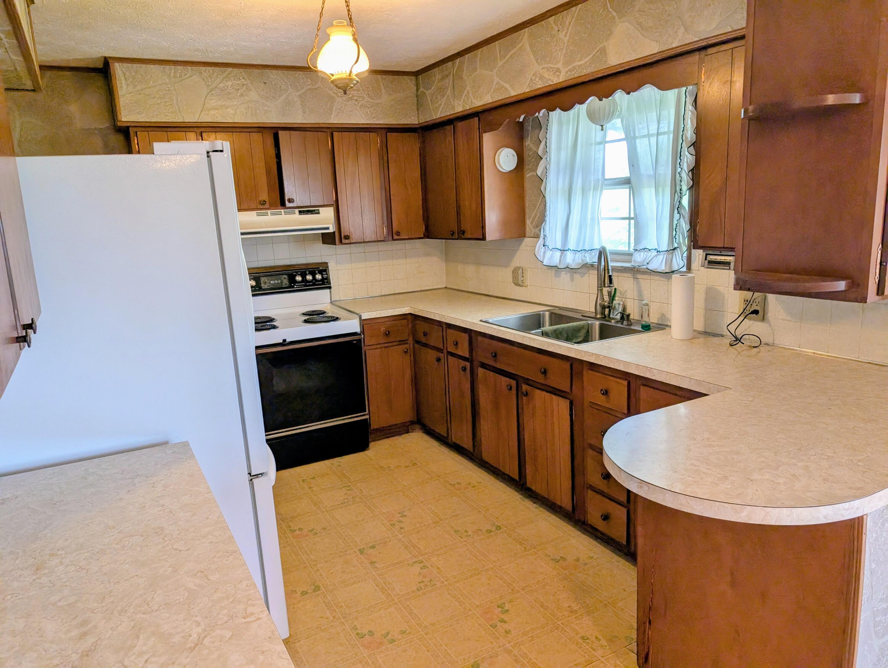 20431 Sharon Drive, Circleville, Ohio image 27
