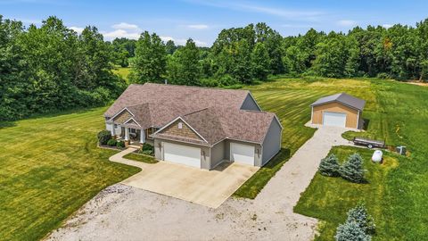 Homes For Sale - 2585 Township Road 224<br/> Ashley, OH 43003