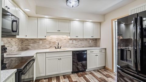 Tiny photo for 587 Normandy Drive, Marion, OH 43302 (MLS # 225037421)