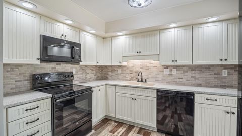 Tiny photo for 587 Normandy Drive, Marion, OH 43302 (MLS # 225037421)