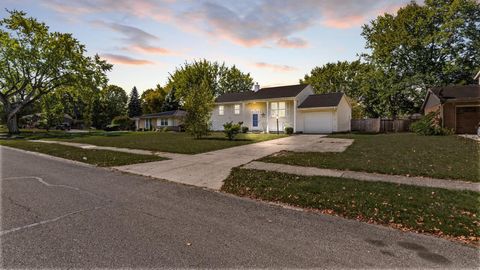Tiny photo for 587 Normandy Drive, Marion, OH 43302 (MLS # 225037421)