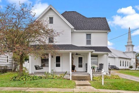 Photo of 48 Grange Street, Mansfield, OH 44904 (MLS # 225040563) Photo of 48 Grange Street, Mansfield, OH 44904 (MLS # 225040563)