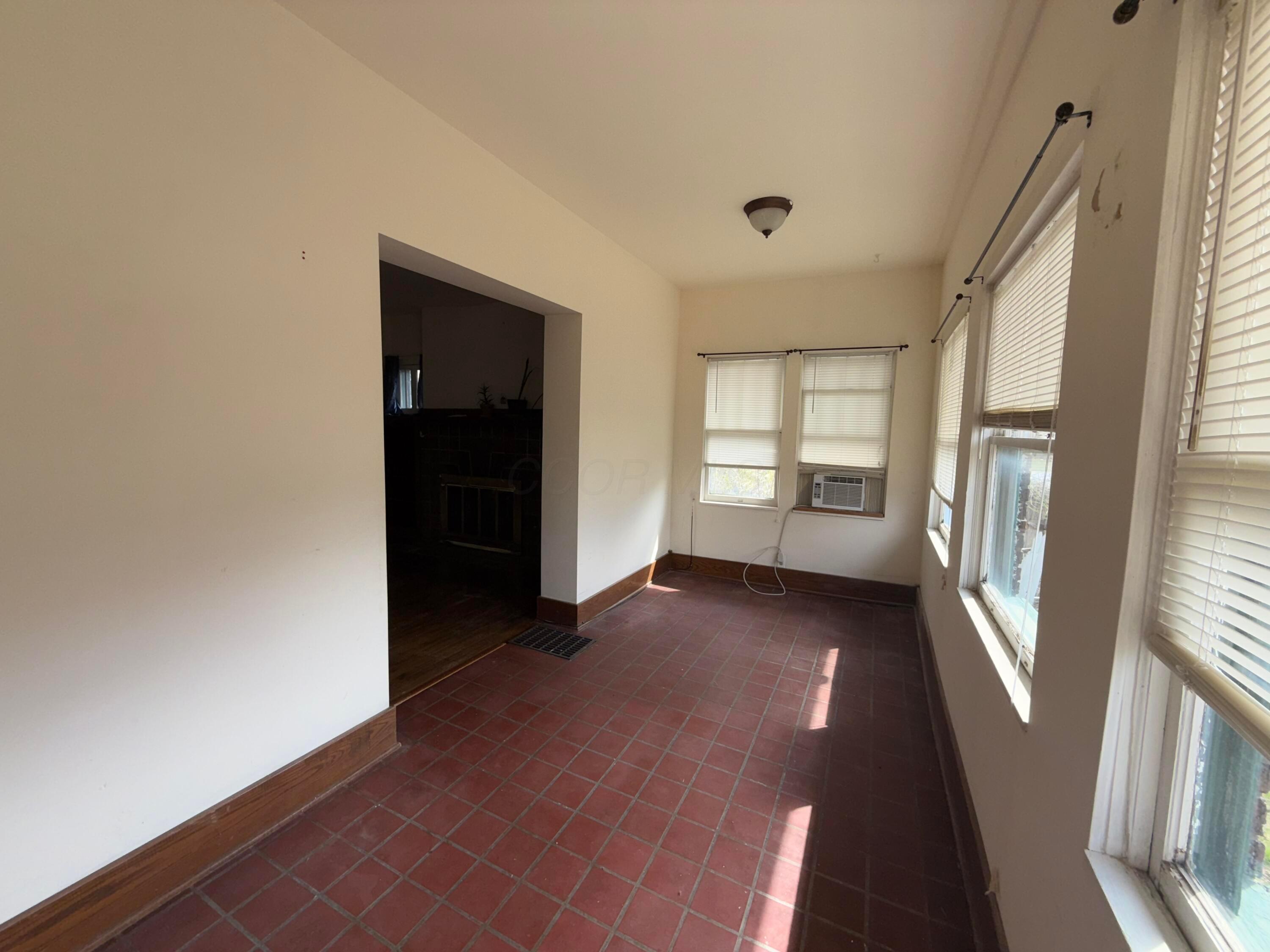 30 5th Street, Roseville, Ohio image 3