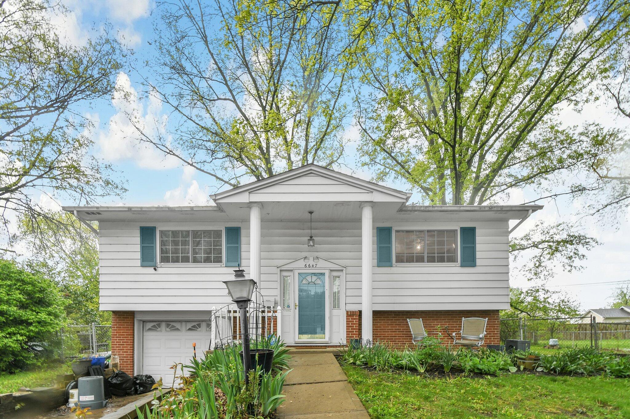 6647 Carriage Lane, Reynoldsburg, Ohio image 2