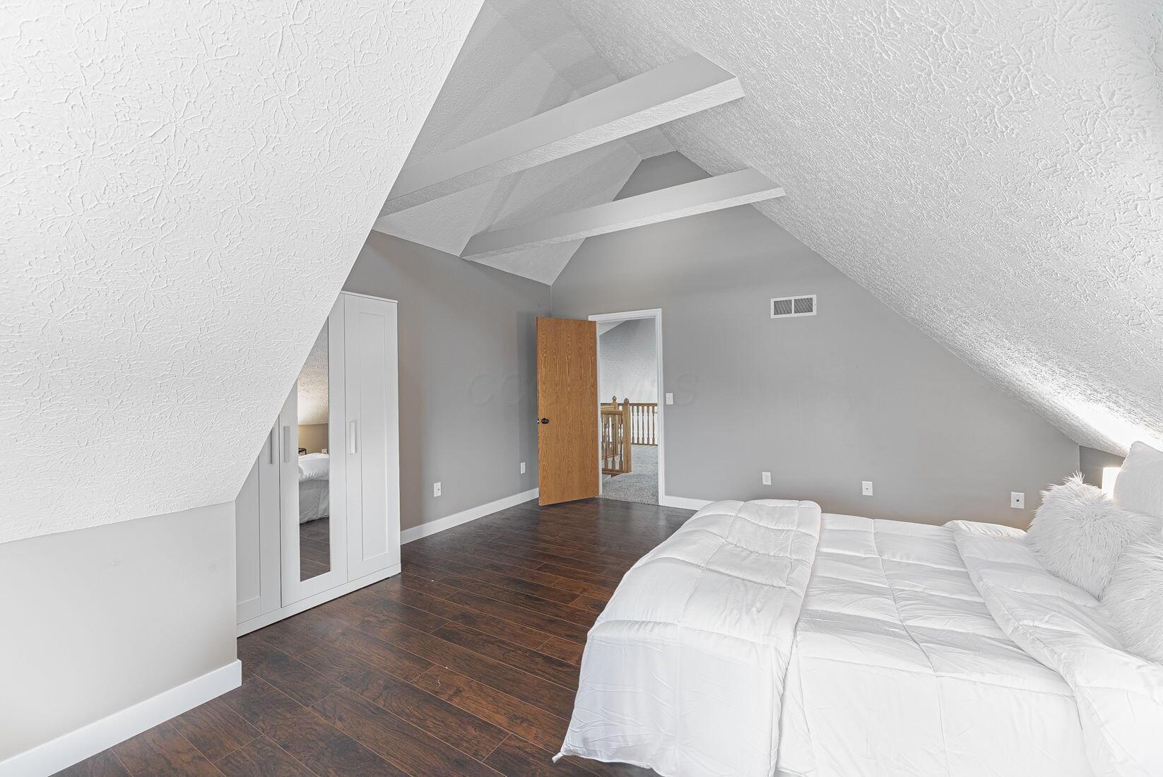1063 Rousseau Lane, Galloway, Ohio image 38