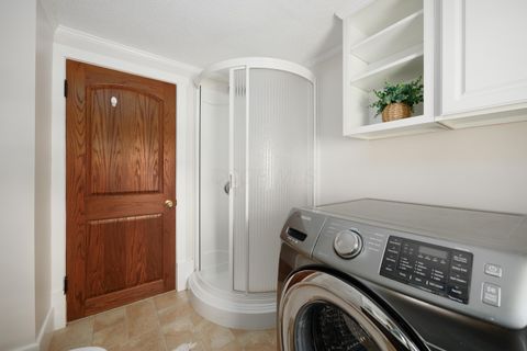 Tiny photo for 250 N Union Street, Delaware, OH 43015 (MLS # 225044757)