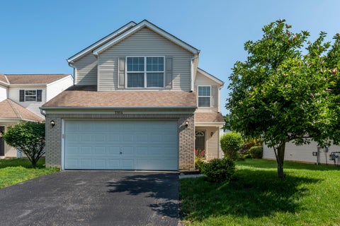 Photo of 5814 Lonerise Lane, Hilliard, OH 43026 (MLS # 226035761)