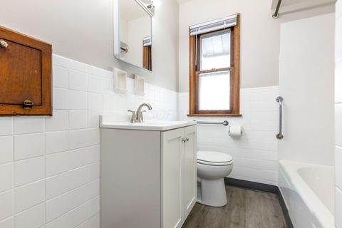 Tiny photo for 1661 E Whittier Street, Columbus, OH 43206 (MLS # 226002836)