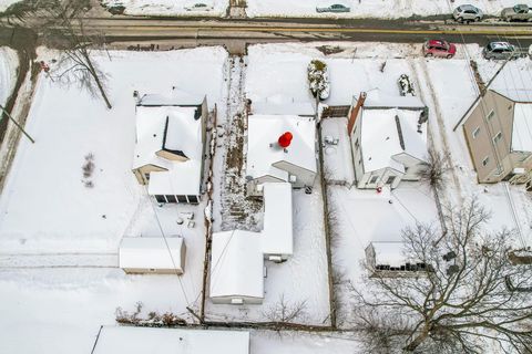 Tiny photo for 1661 E Whittier Street, Columbus, OH 43206 (MLS # 226002836)