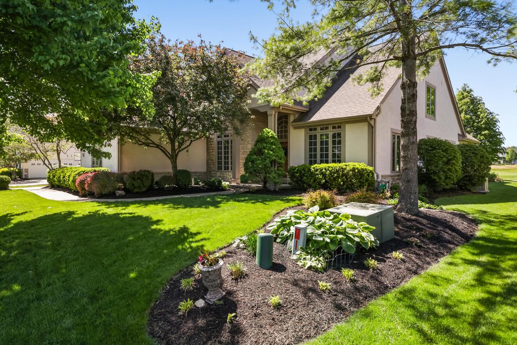 Photo of 5160 Old Field Court, Westerville, OH 43082 (MLS # 226018565)