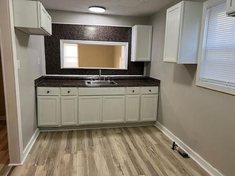 Tiny photo for 2324 Ridgeway Avenue, Columbus, OH 43219 (MLS # 225044413)