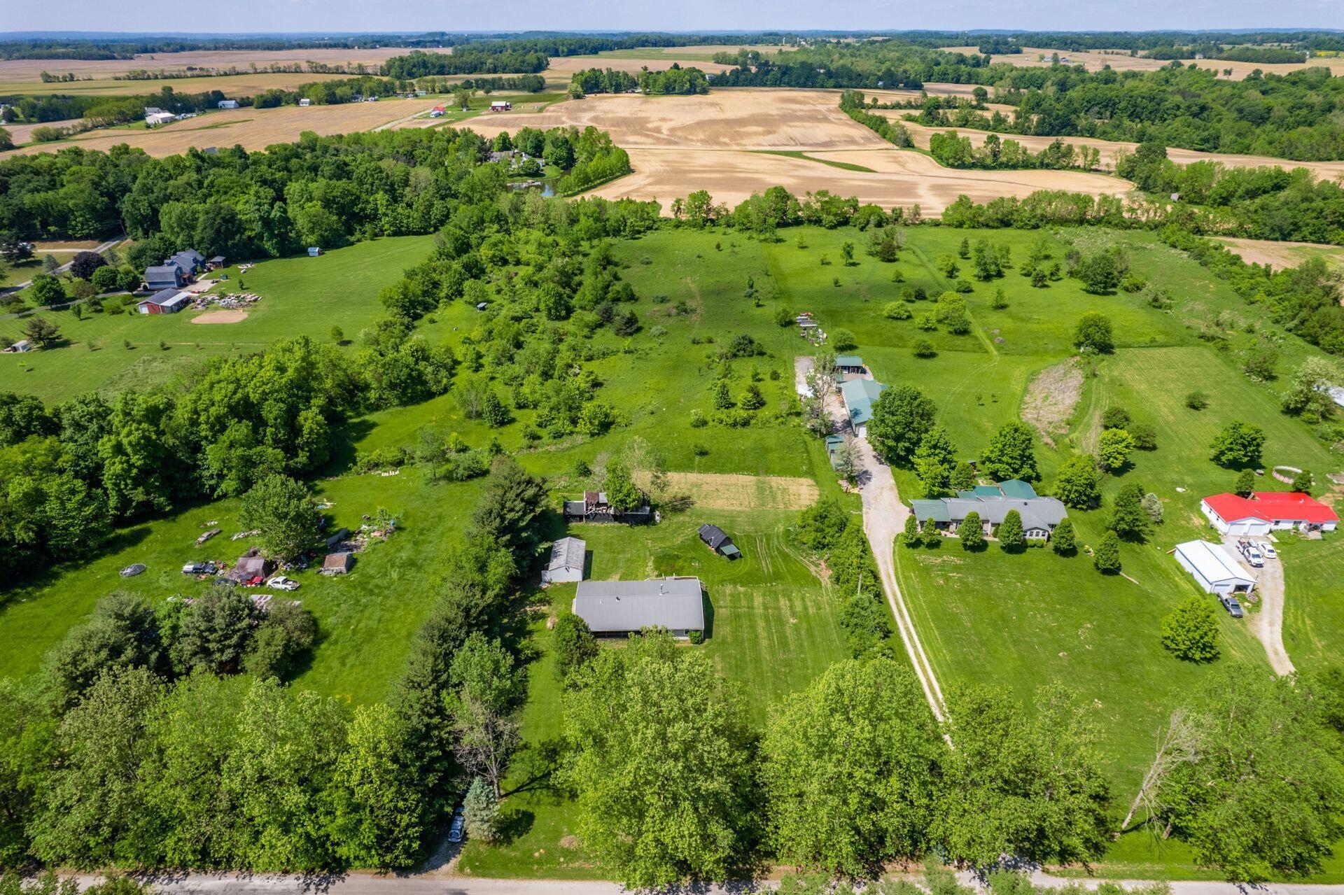 7162 Grubb Road, Thornville, Ohio image 2