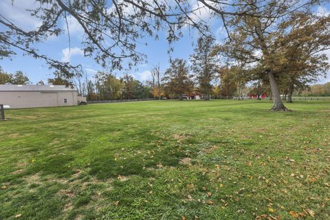 Tiny photo for 2990 State Route 753 SE, Washington Court House, OH 43160 (MLS # 225041878)