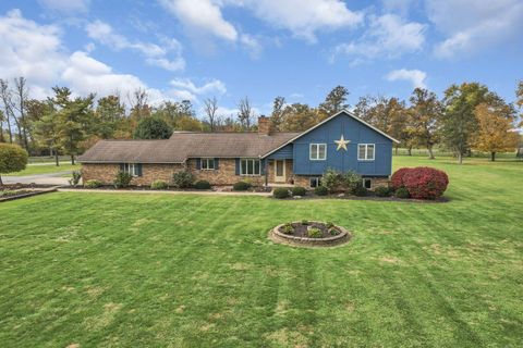 Tiny photo for 2990 State Route 753 SE, Washington Court House, OH 43160 (MLS # 225041878)