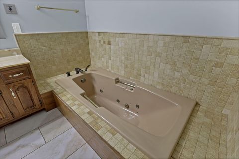 Tiny photo for 2990 State Route 753 SE, Washington Court House, OH 43160 (MLS # 225041878)