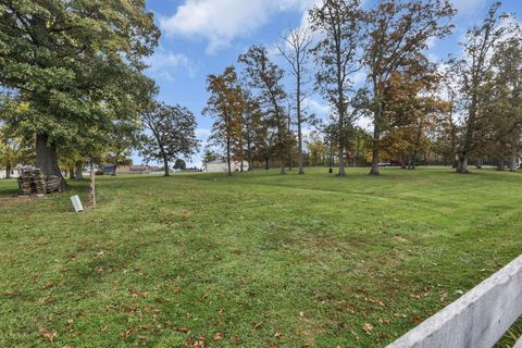 Tiny photo for 2990 State Route 753 SE, Washington Court House, OH 43160 (MLS # 225041878)