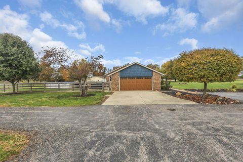 Tiny photo for 2990 State Route 753 SE, Washington Court House, OH 43160 (MLS # 225041878)