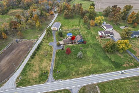 Tiny photo for 2990 State Route 753 SE, Washington Court House, OH 43160 (MLS # 225041878)