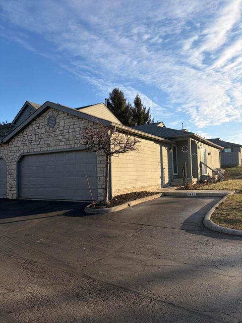 Photo of 5698 Blendon Place Drive 74E #74E, Columbus, OH 43230 (MLS # 226004604)