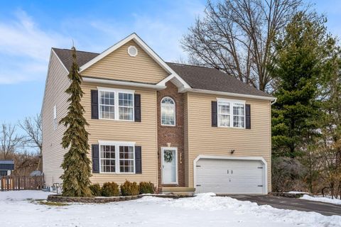 Photo of 178 Pinecrest Drive, Delaware, OH 43015 (MLS # 226004025)