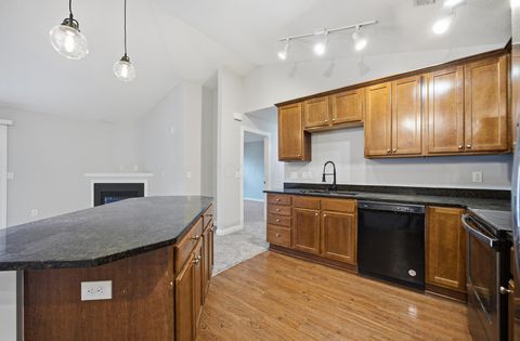 Tiny photo for 4222 Bradhurst Drive 15 #15, Dublin, OH 43016 (MLS # 225045778)