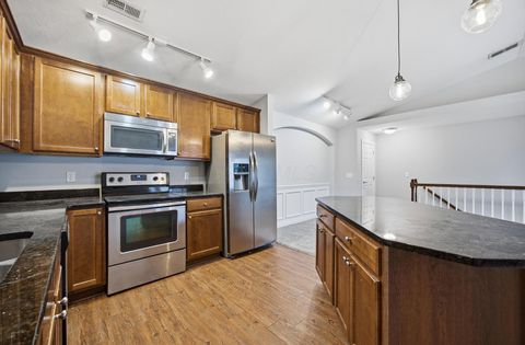 Tiny photo for 4222 Bradhurst Drive 15 #15, Dublin, OH 43016 (MLS # 225045778)