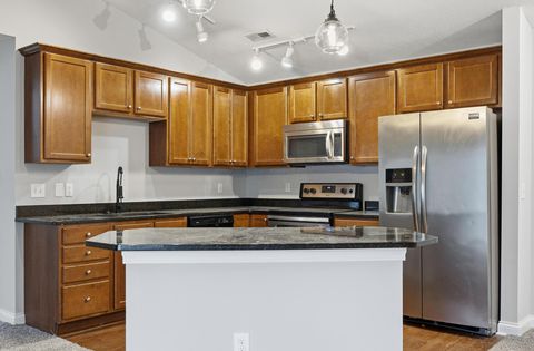 Tiny photo for 4222 Bradhurst Drive 15 #15, Dublin, OH 43016 (MLS # 225045778)