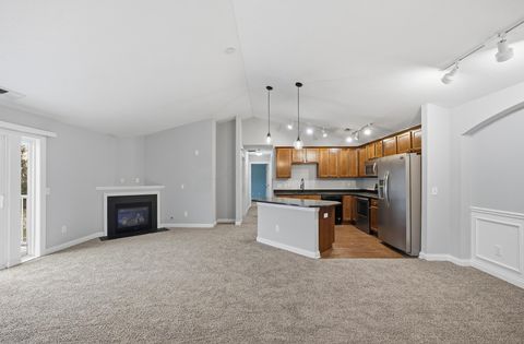 Photo of 4222 Bradhurst Drive 15 #15, Dublin, OH 43016 (MLS # 225045778)