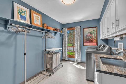 Tiny photo for 1176 Scarlet Court, Westerville, OH 43081 (MLS # 226012986)