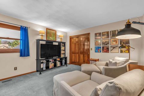 Tiny photo for 1176 Scarlet Court, Westerville, OH 43081 (MLS # 226012986)