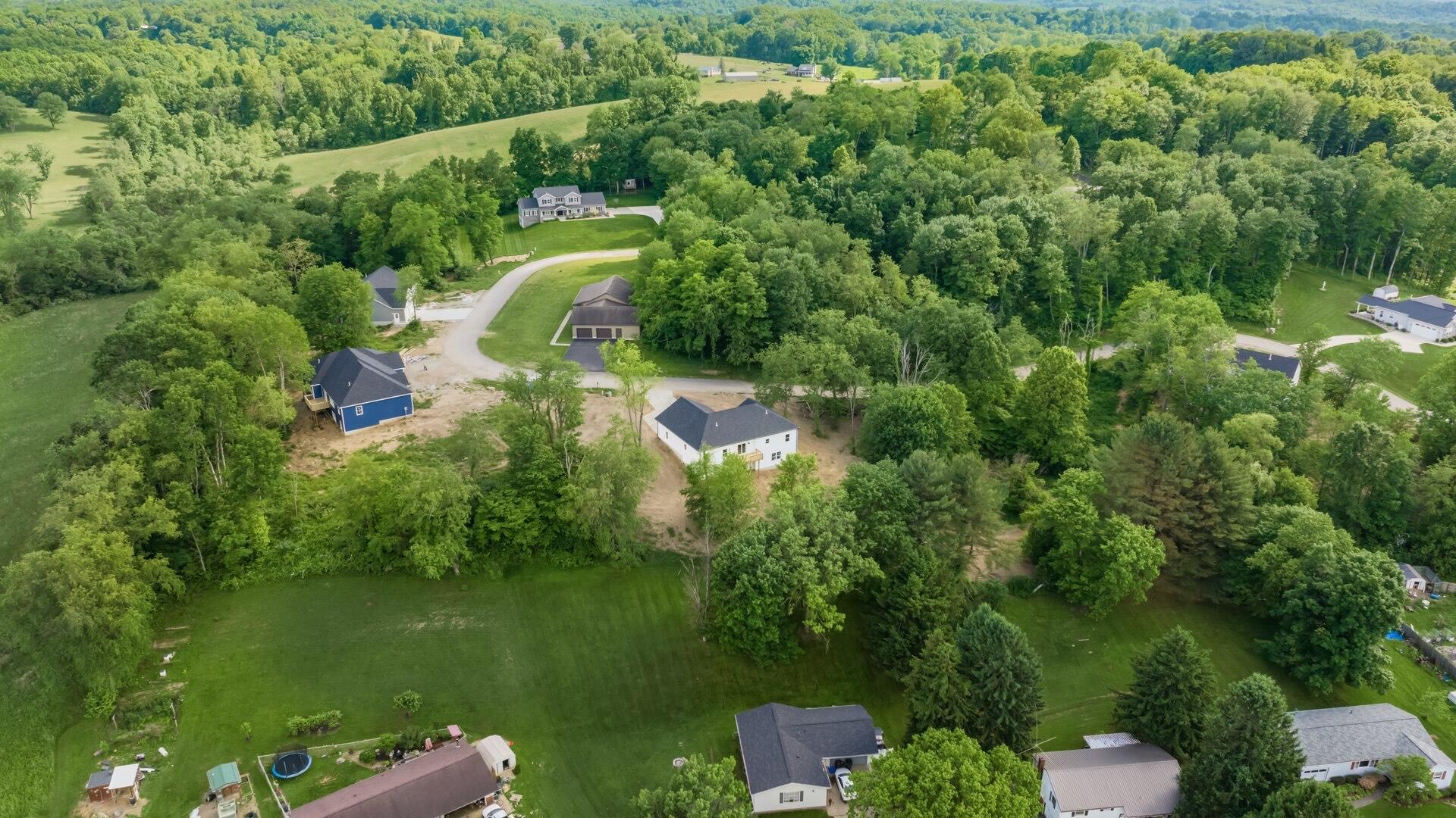 3050 Corbin Drive, Zanesville, Ohio image 31