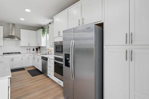 Tiny photo for 2729 Henshaw Drive, Delaware, OH 43015 (MLS # 226024914)