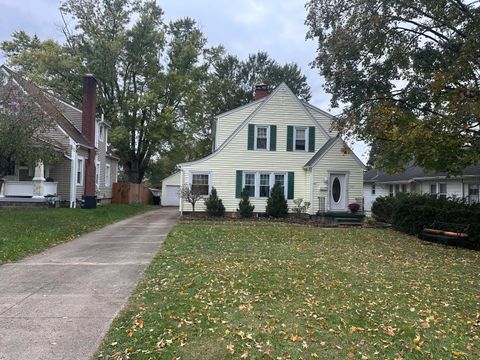 Photo of 1511 N Columbus Street, Lancaster, OH 43130 (MLS # 225040664)