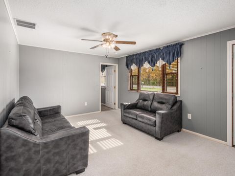Tiny photo for 696 Williams Road, Columbus, OH 43207 (MLS # 225041910)