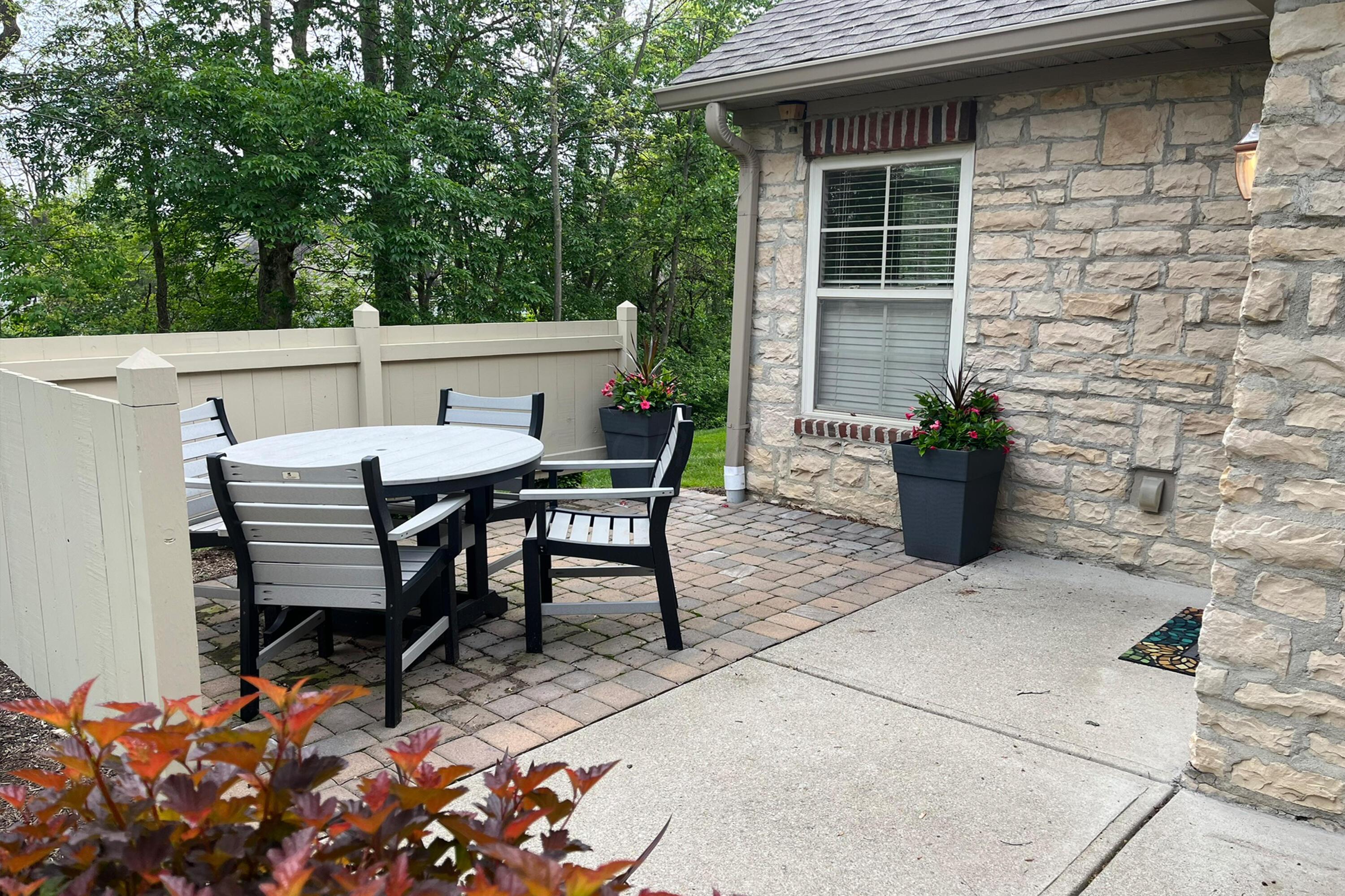 7742 Blue Juniper Drive, Westerville, Ohio image 10
