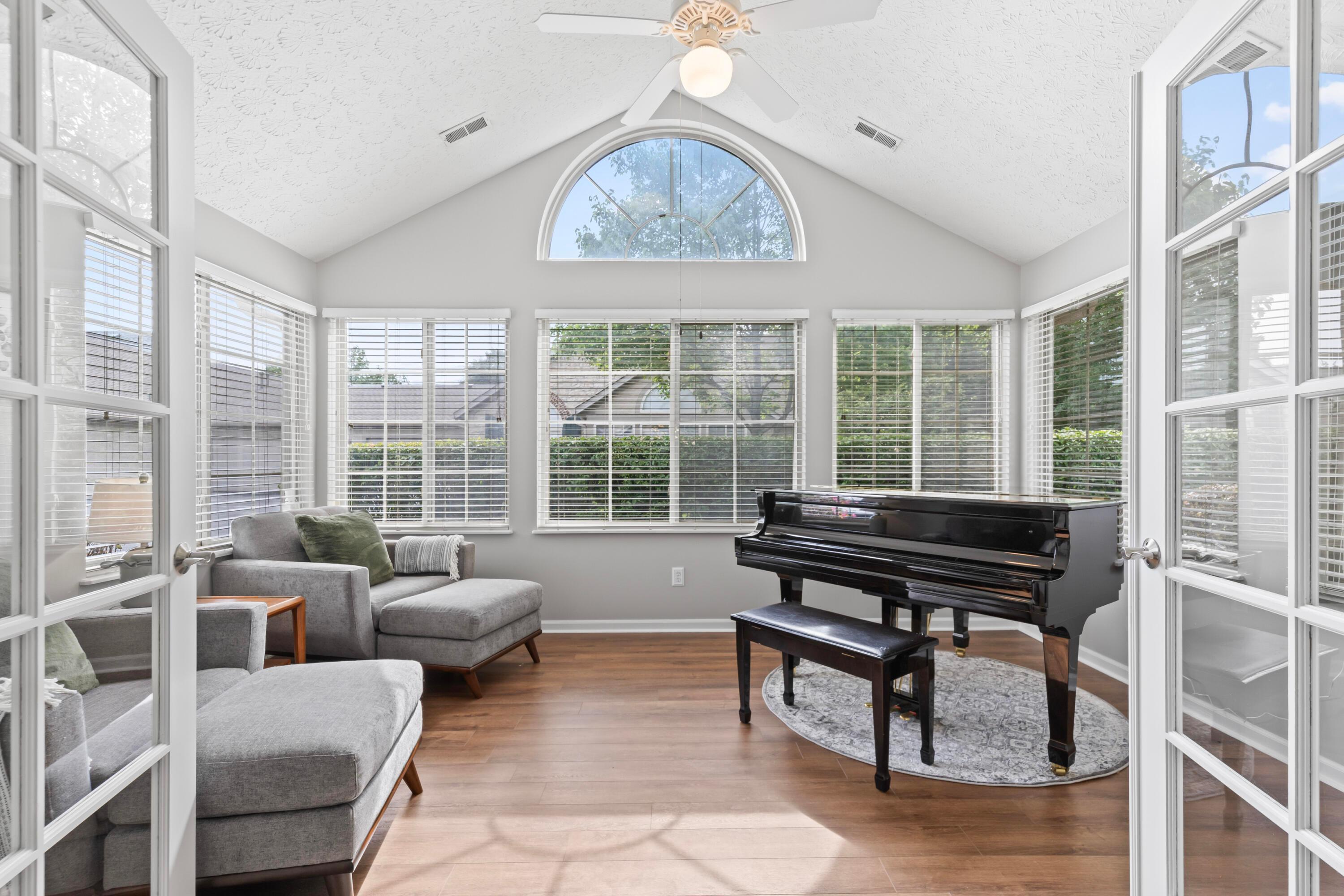 7742 Blue Juniper Drive, Westerville, Ohio image 18