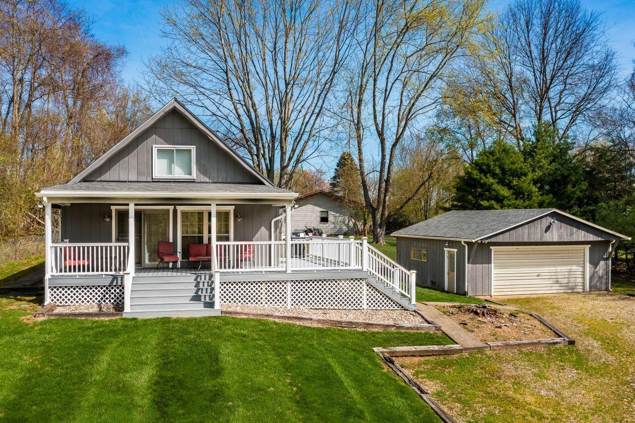 497 Mcintosh Drive, Howard, Ohio image 2