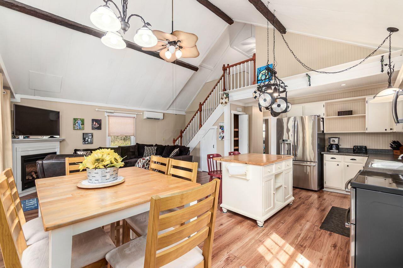 497 Mcintosh Drive, Howard, Ohio image 13